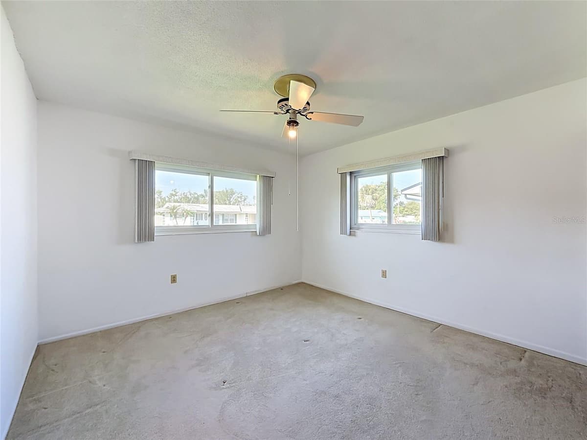 13225 COUNTRY CLUB DRIVE — photo 23 of 60