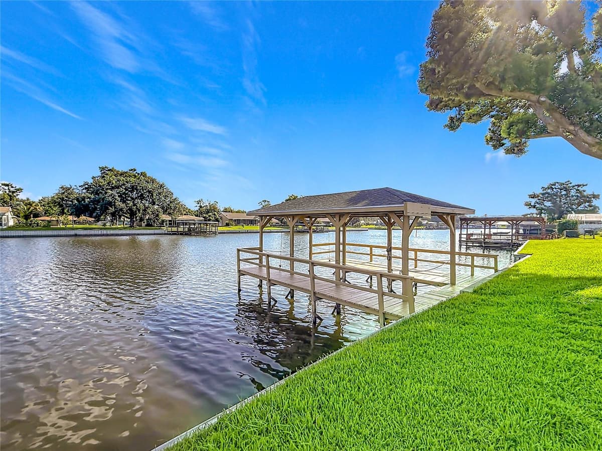 13225 COUNTRY CLUB DRIVE — photo 48 of 60