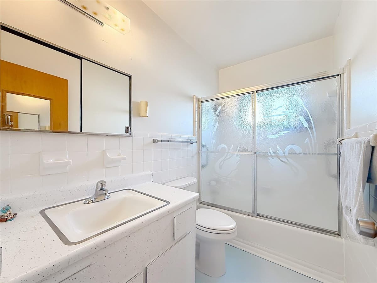 13225 COUNTRY CLUB DRIVE — photo 31 of 60