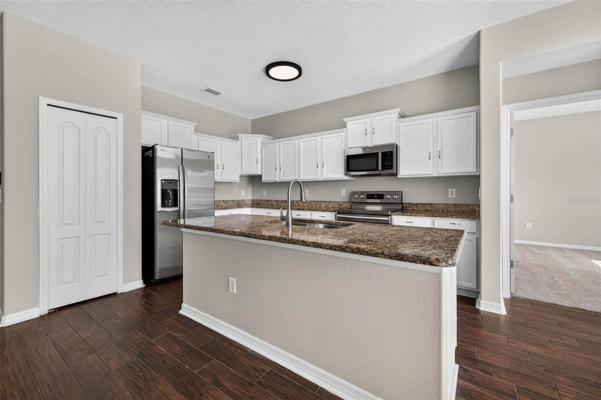 14013 HOLLOW LEAF PLACE — photo 5 of 24
