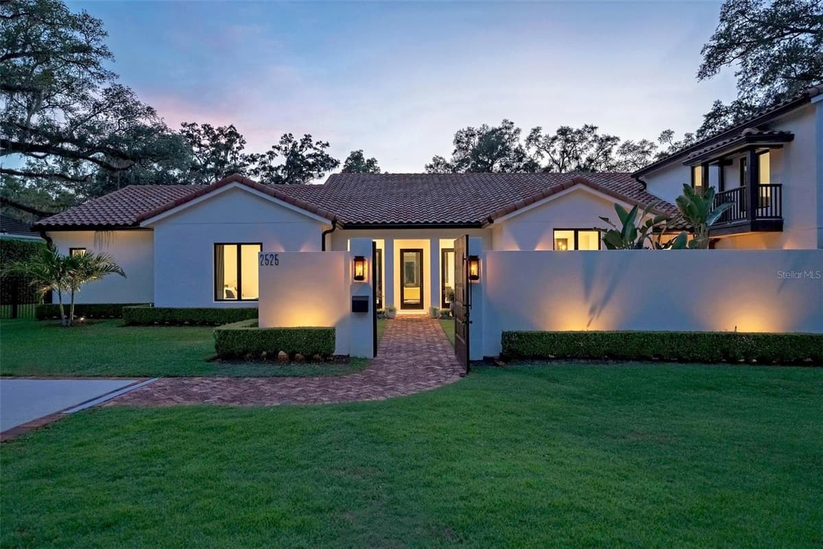 2525 TEMPLE DRIVE — photo 4 of 51