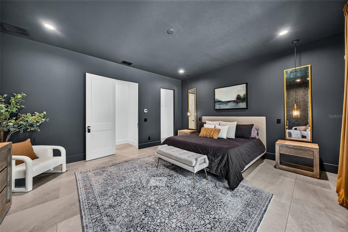 2525 TEMPLE DRIVE — photo 18 of 51