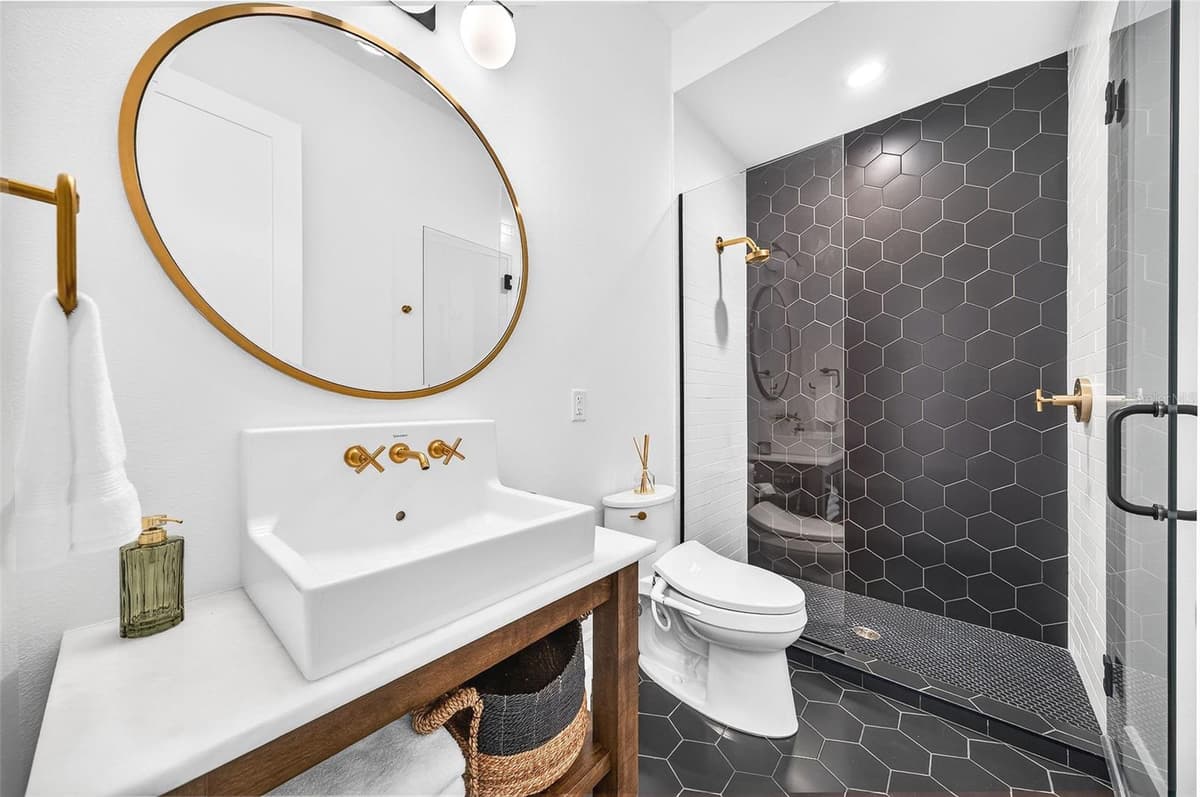 2525 TEMPLE DRIVE — photo 24 of 51