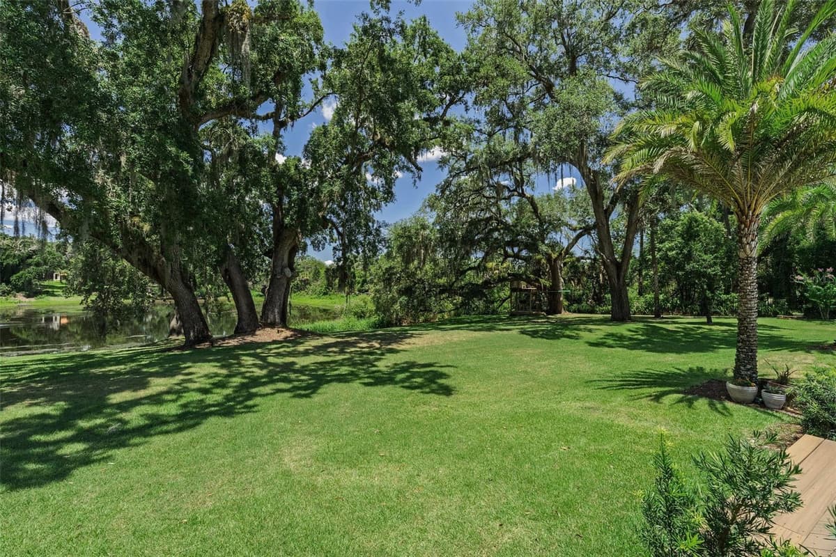2525 TEMPLE DRIVE — photo 48 of 51