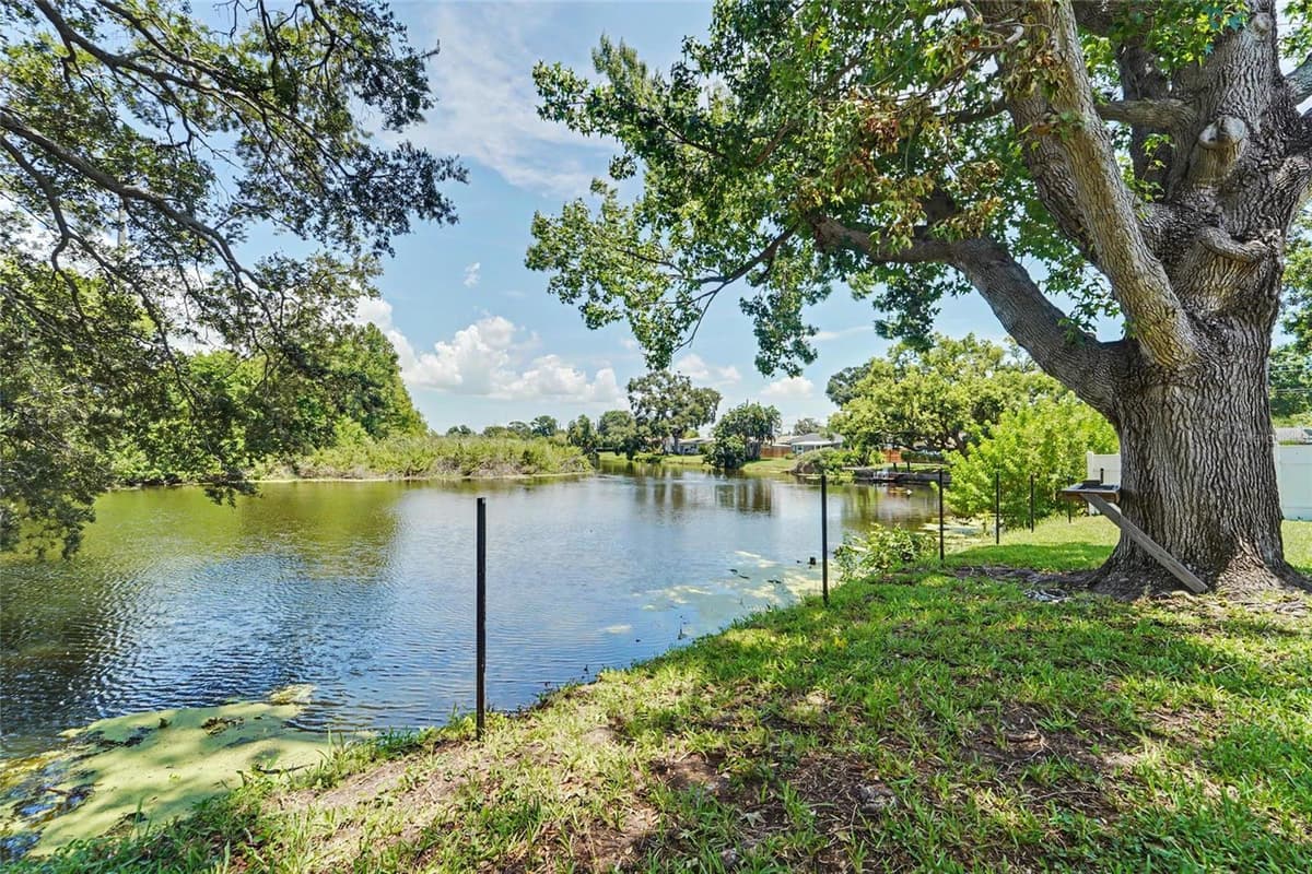 8879 LAKEWOOD DRIVE — photo 41 of 49