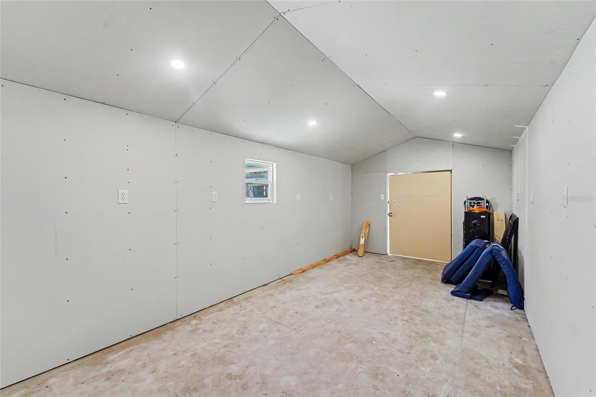 8879 LAKEWOOD DRIVE — photo 38 of 49