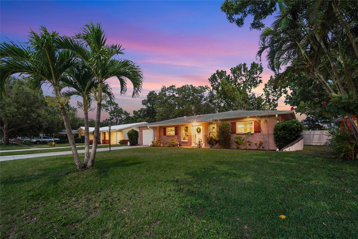 8879 LAKEWOOD DRIVE — photo 43 of 49