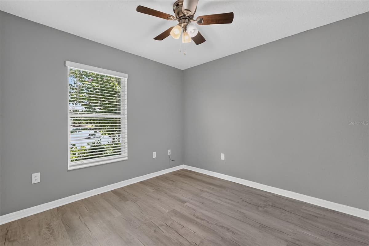 2465 BEGONIA STREET — photo 18 of 30