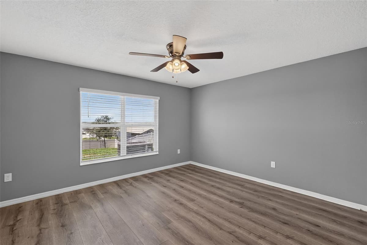 2465 BEGONIA STREET — photo 14 of 30