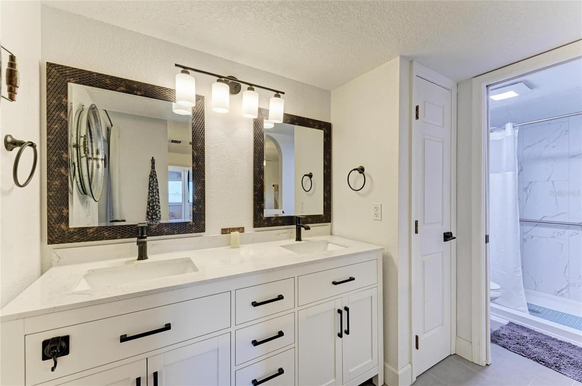 18565 EDGEWATER DRIVE — photo 20 of 38
