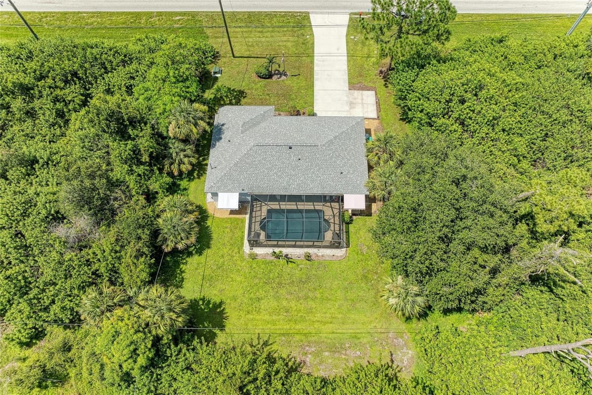 18565 EDGEWATER DRIVE — photo 36 of 38