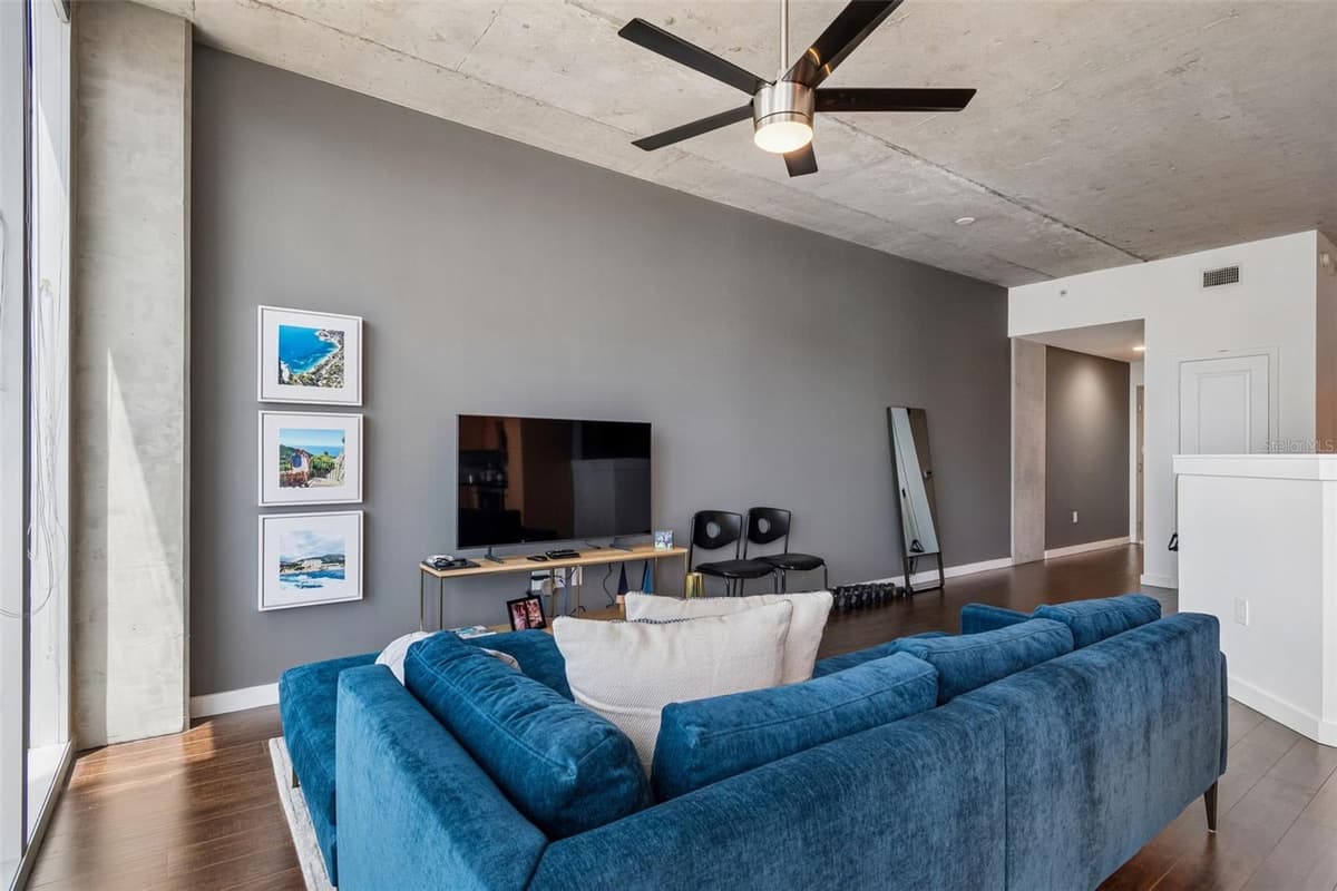 777 ASHLEY DRIVE — photo 8 of 93