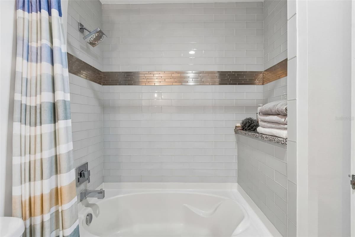 777 ASHLEY DRIVE — photo 24 of 93