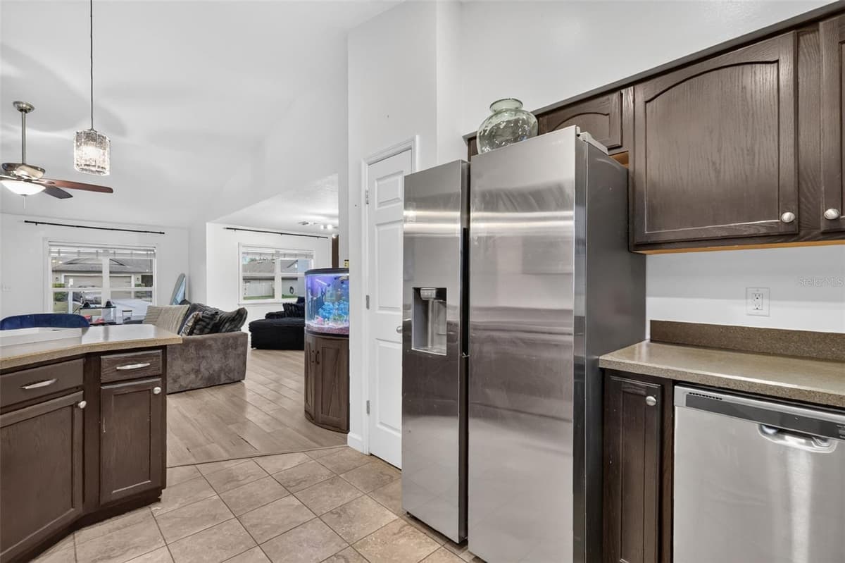 544 TORTOLA AVENUE — photo 15 of 37