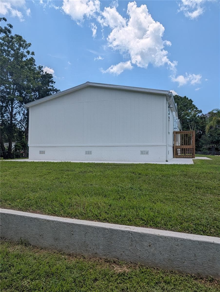 7904 CADILLAC AVENUE — photo 40 of 51