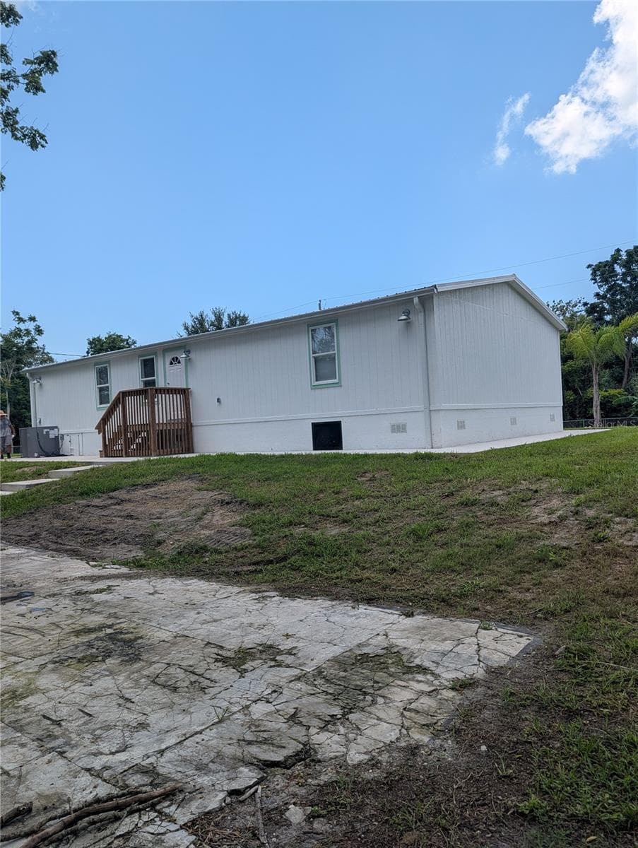 7904 CADILLAC AVENUE — photo 42 of 51