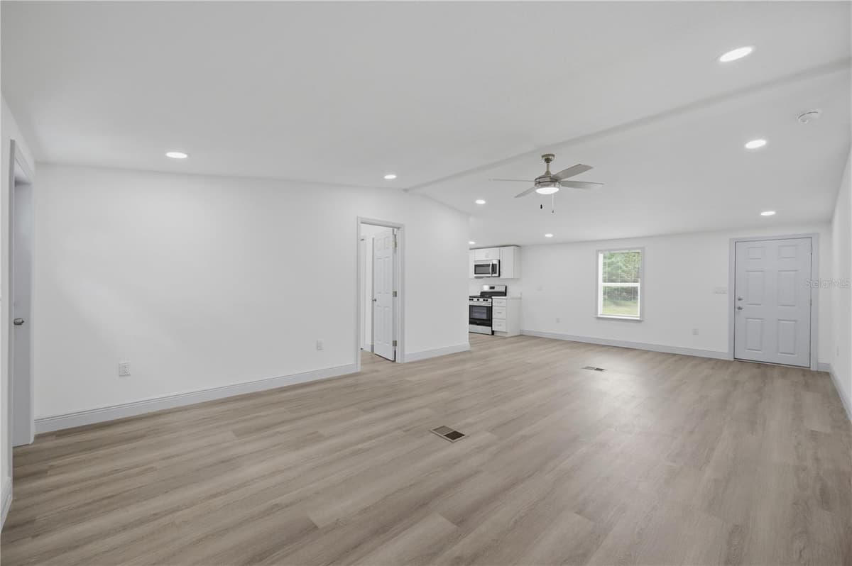 7904 CADILLAC AVENUE — photo 12 of 51