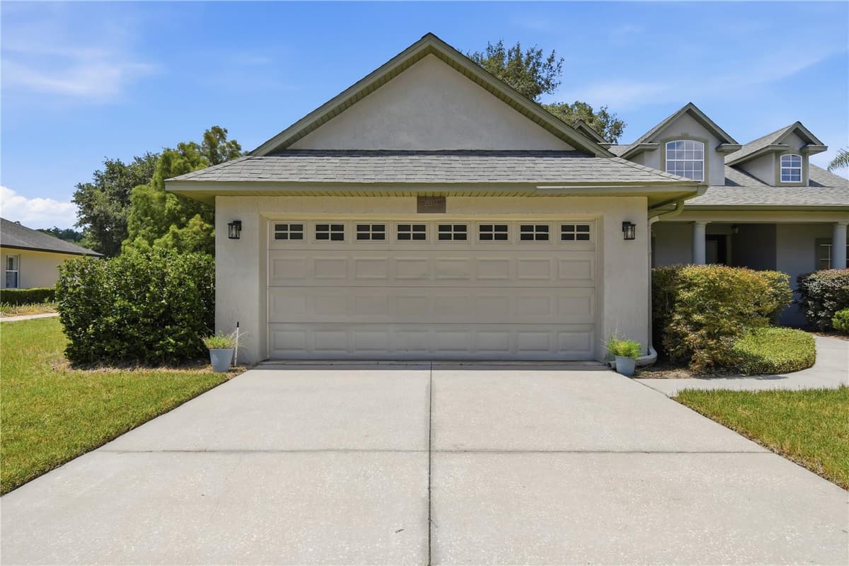 23354 OAK PRAIRIE CIRCLE — photo 3 of 46