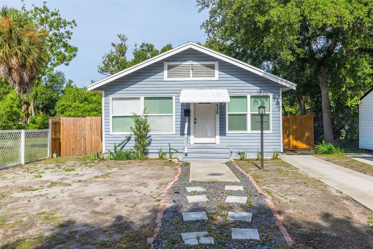 1835 47TH STREET — photo 3 of 24