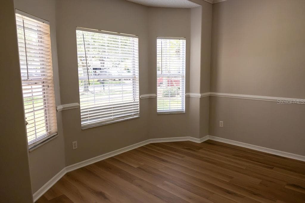 14733 HARTFORD RUN DRIVE — photo 6 of 34