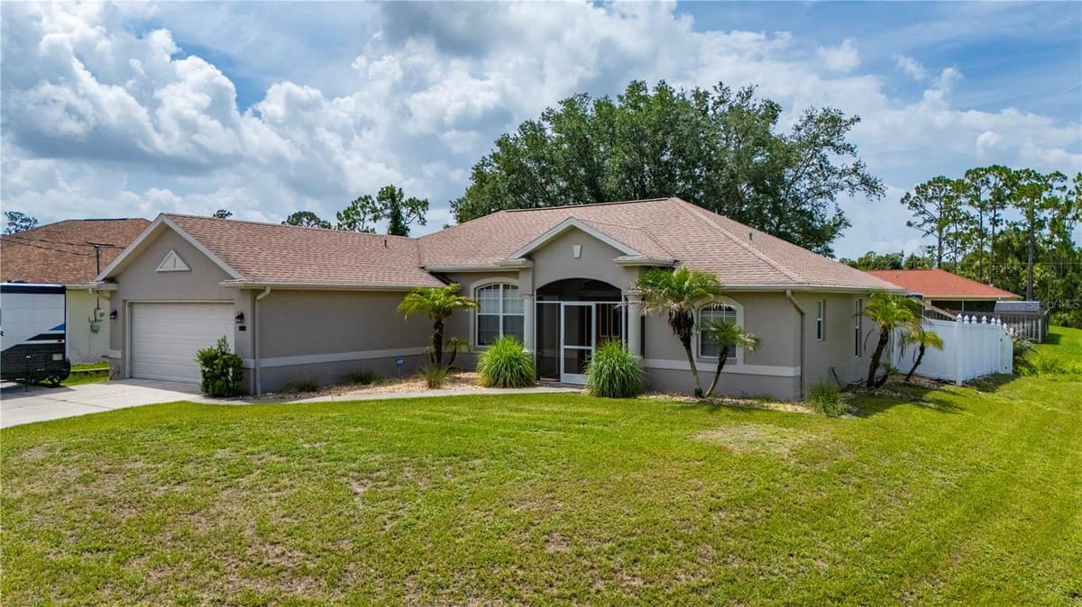 5615 MOJAVE AVENUE — photo 1 of 57
