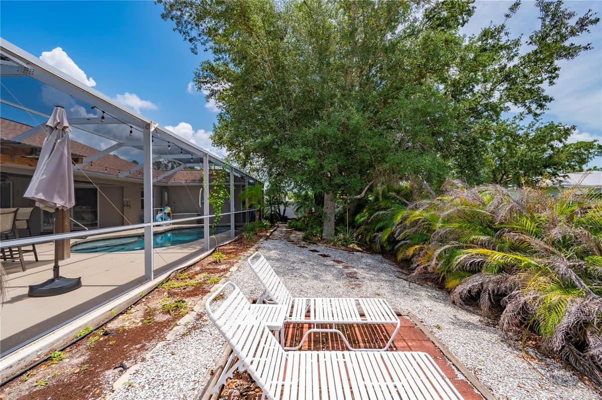 5615 MOJAVE AVENUE — photo 47 of 57