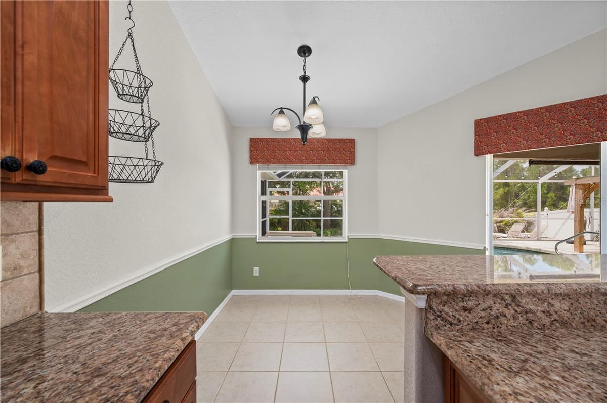 5615 MOJAVE AVENUE — photo 19 of 57