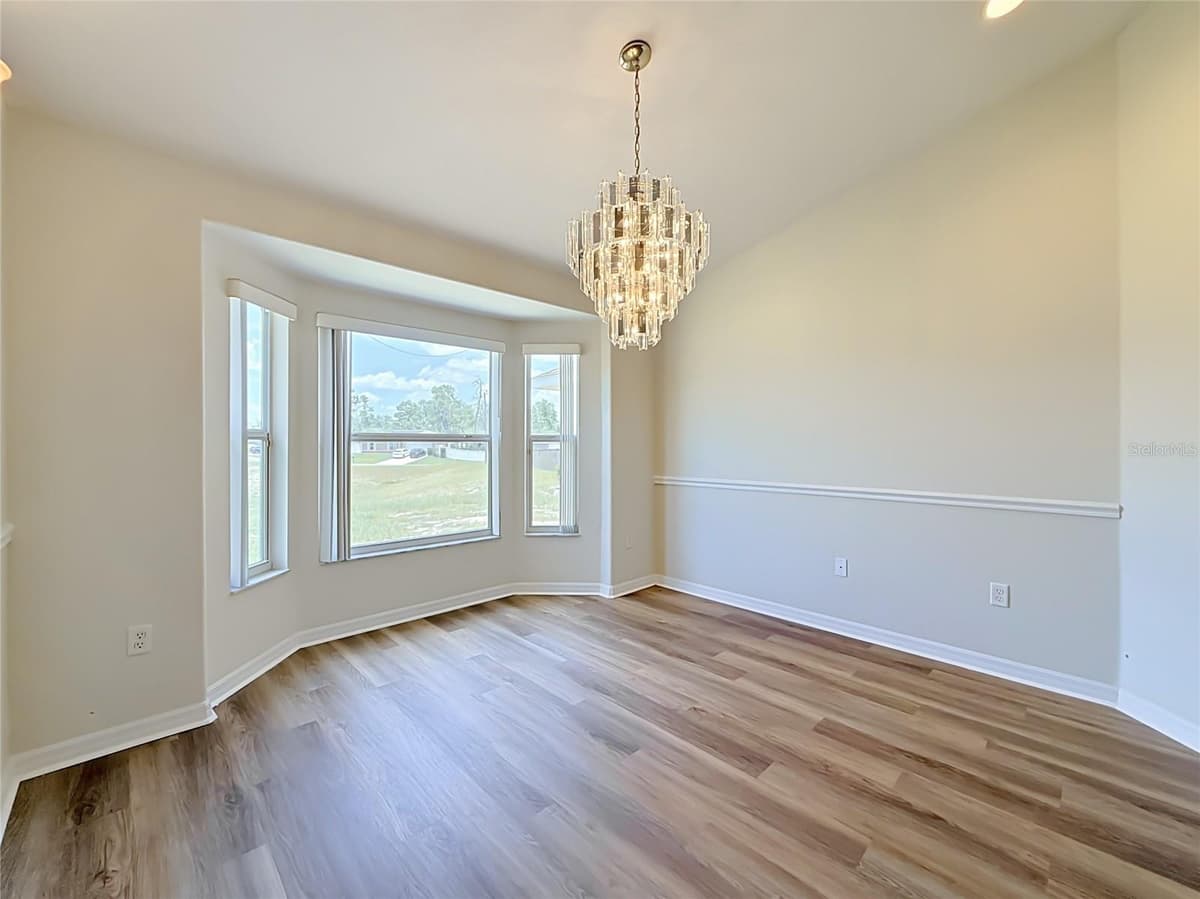 626 MARION OAKS LANE — photo 9 of 59