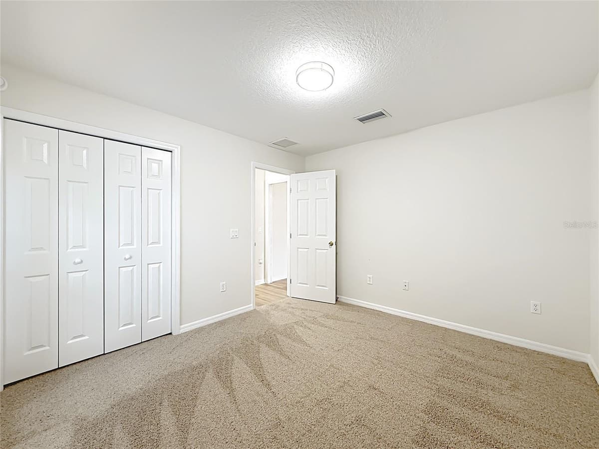 626 MARION OAKS LANE — photo 34 of 59