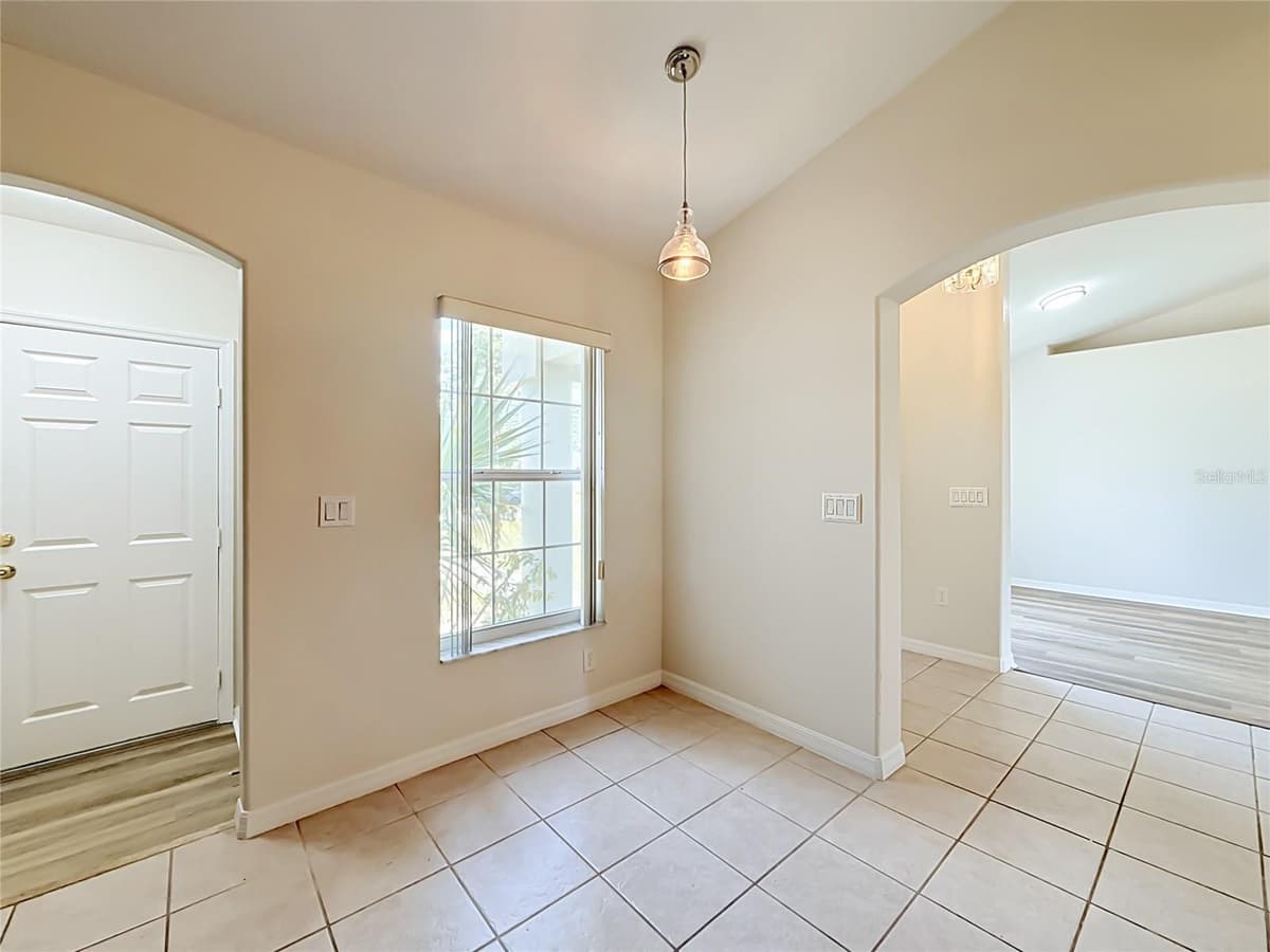 626 MARION OAKS LANE — photo 17 of 59