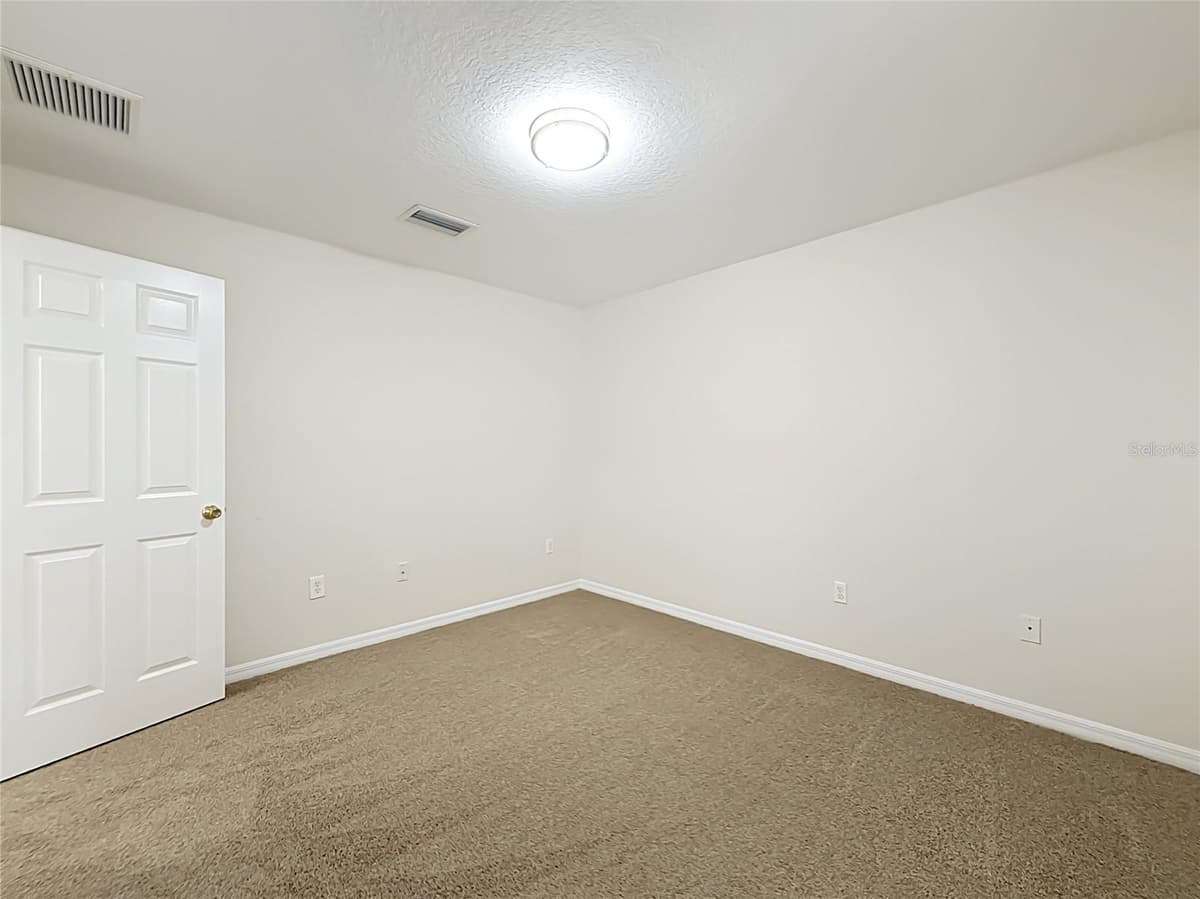 626 MARION OAKS LANE — photo 35 of 59