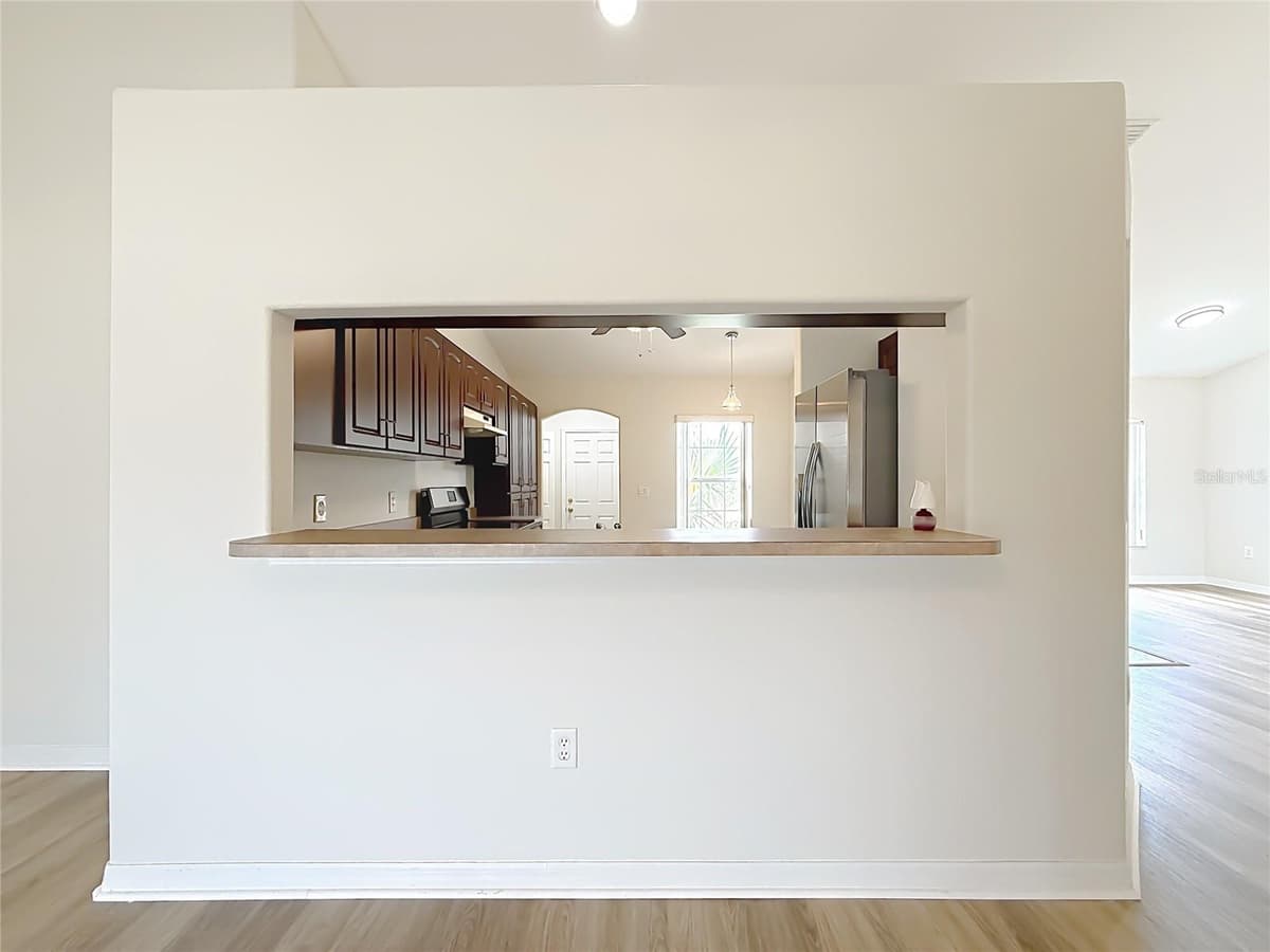 626 MARION OAKS LANE — photo 21 of 59