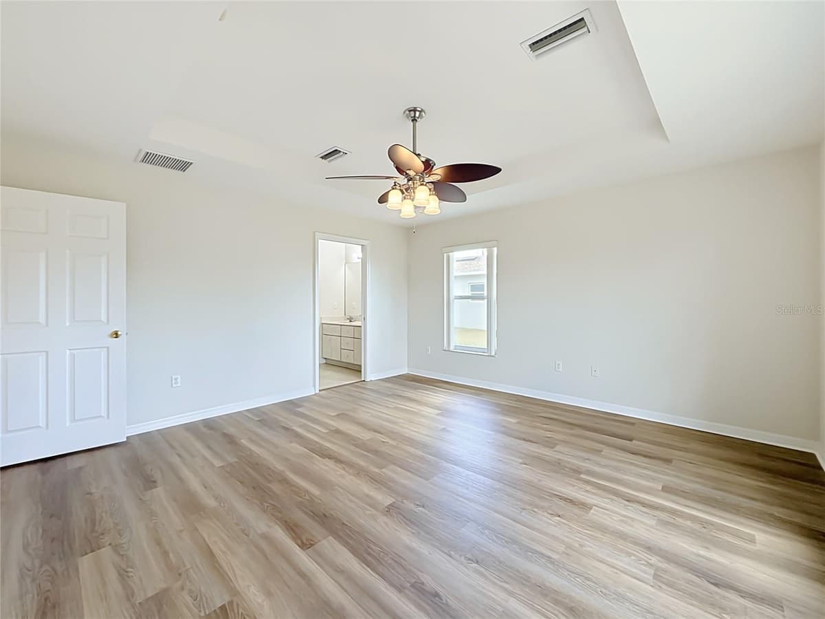 626 MARION OAKS LANE — photo 24 of 59