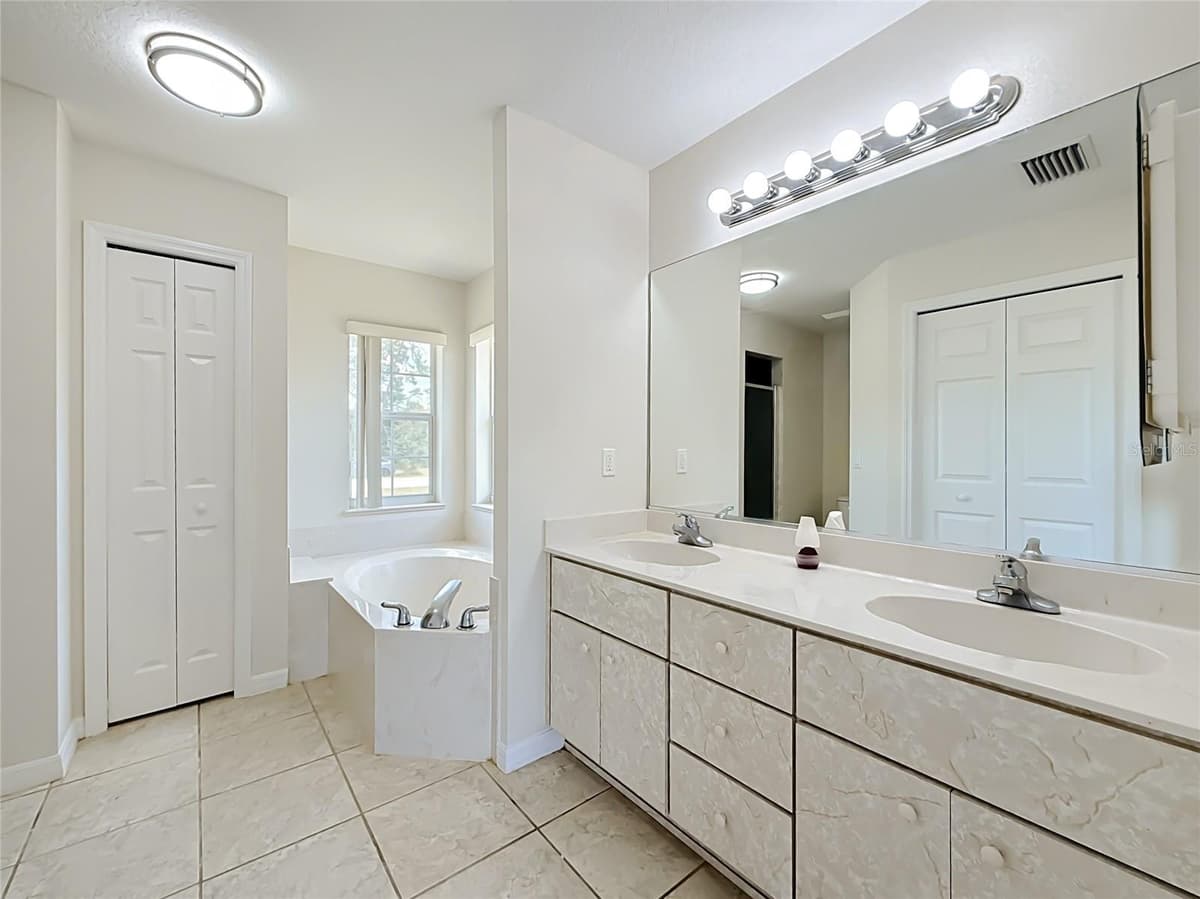 626 MARION OAKS LANE — photo 27 of 59