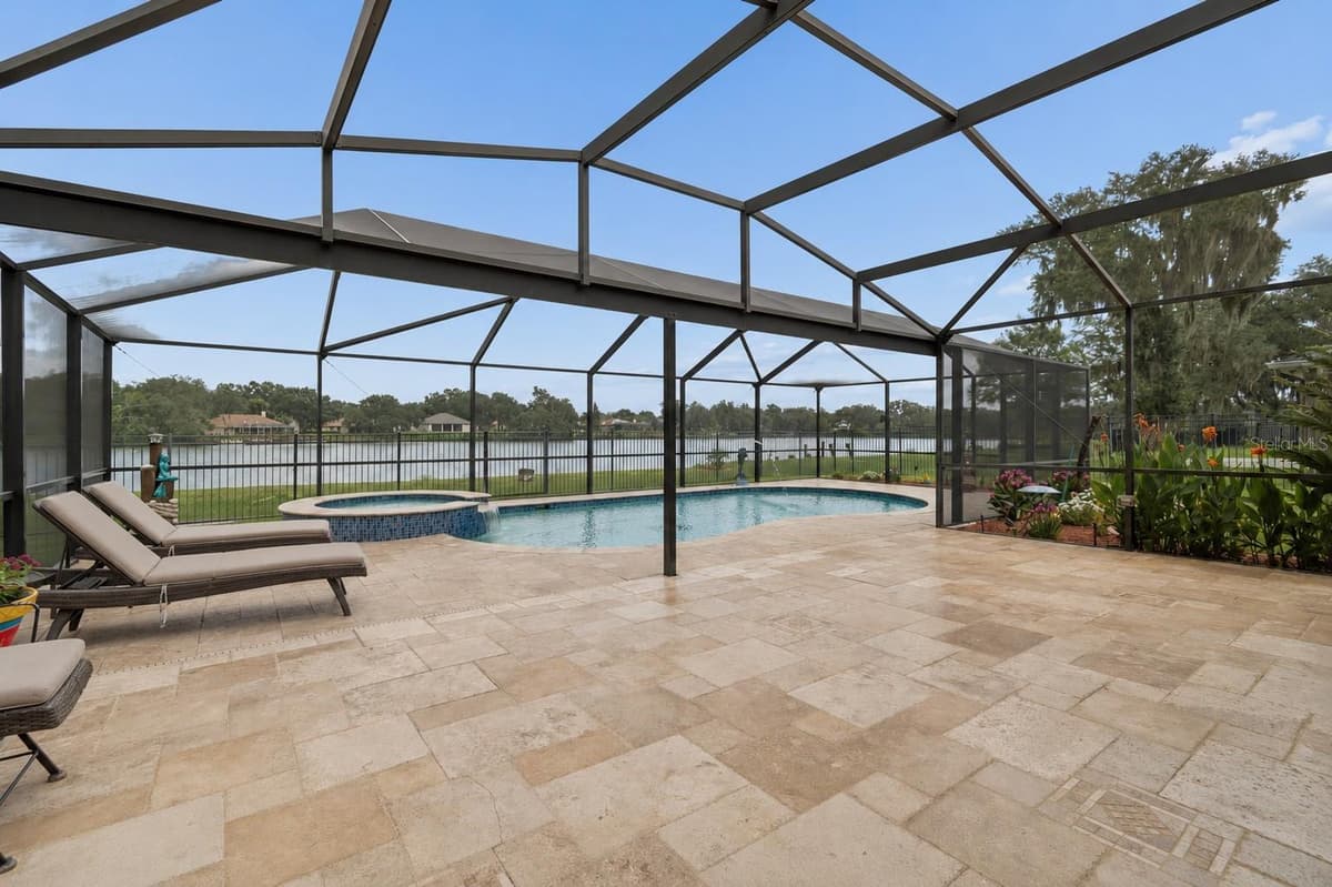 3119 BLACKWATER OAKS WAY — photo 4 of 48