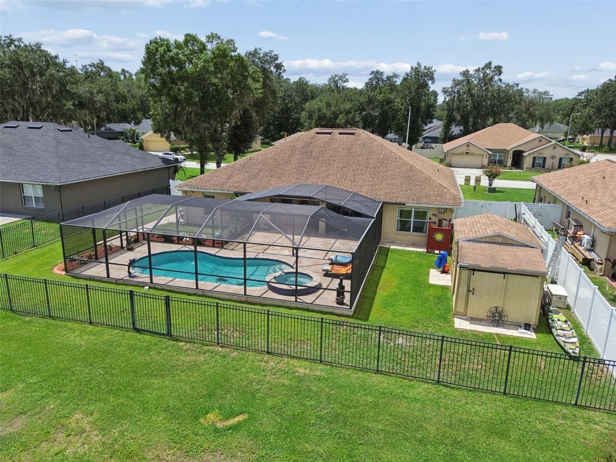 3119 BLACKWATER OAKS WAY — photo 46 of 48