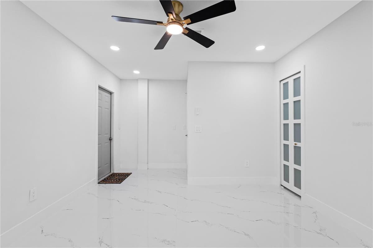 6419 MONTEREY BOULEVARD — photo 39 of 50
