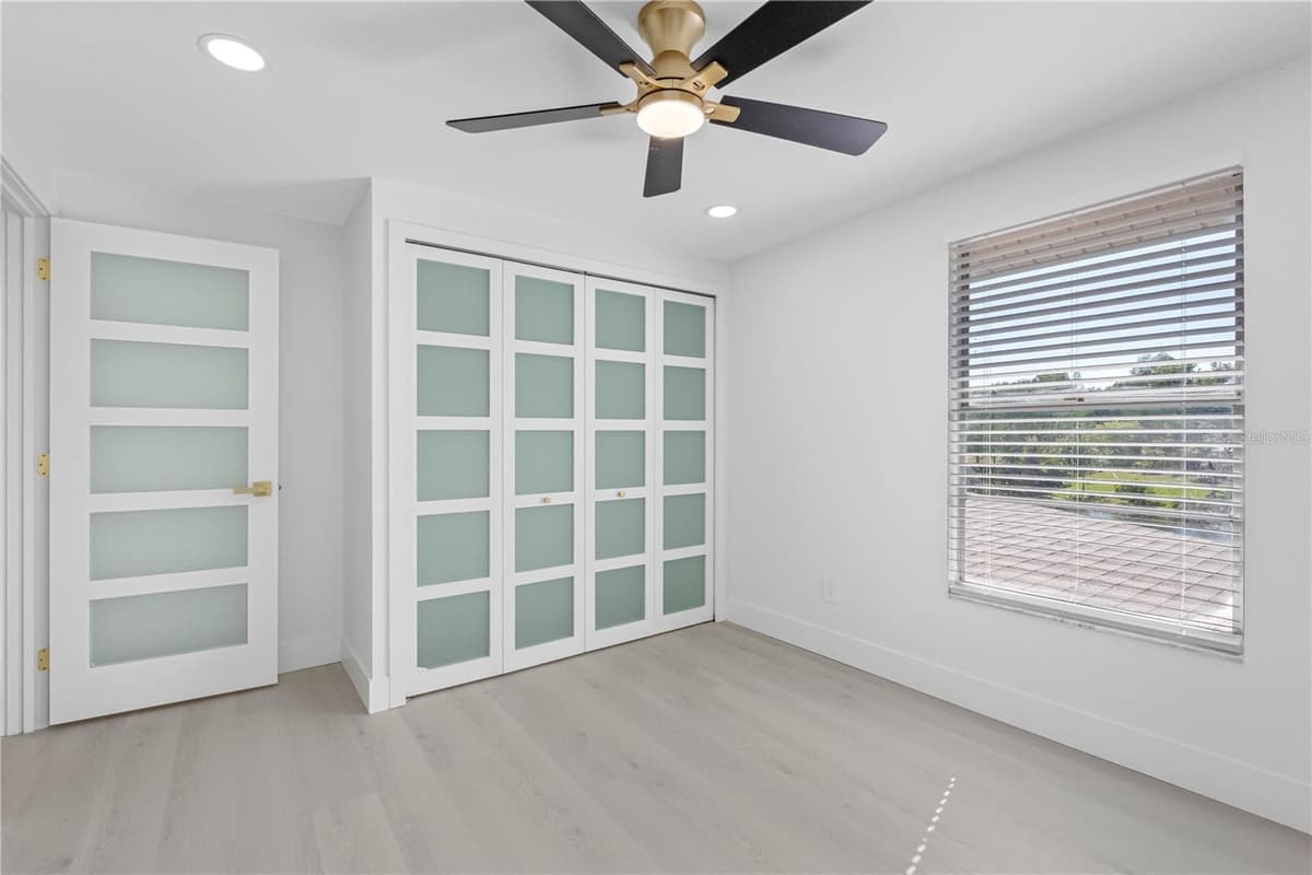6419 MONTEREY BOULEVARD — photo 48 of 50
