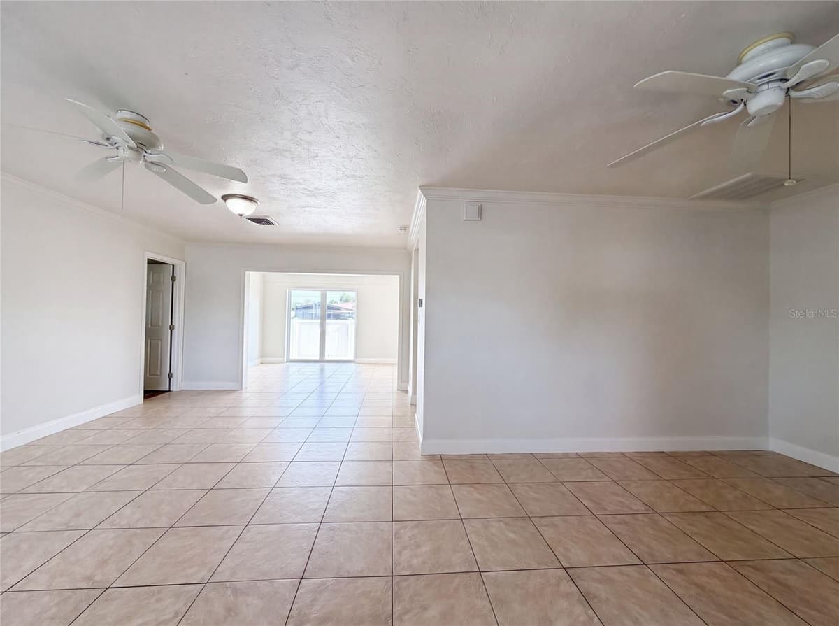 1672 JUPITER ROAD — photo 3 of 29