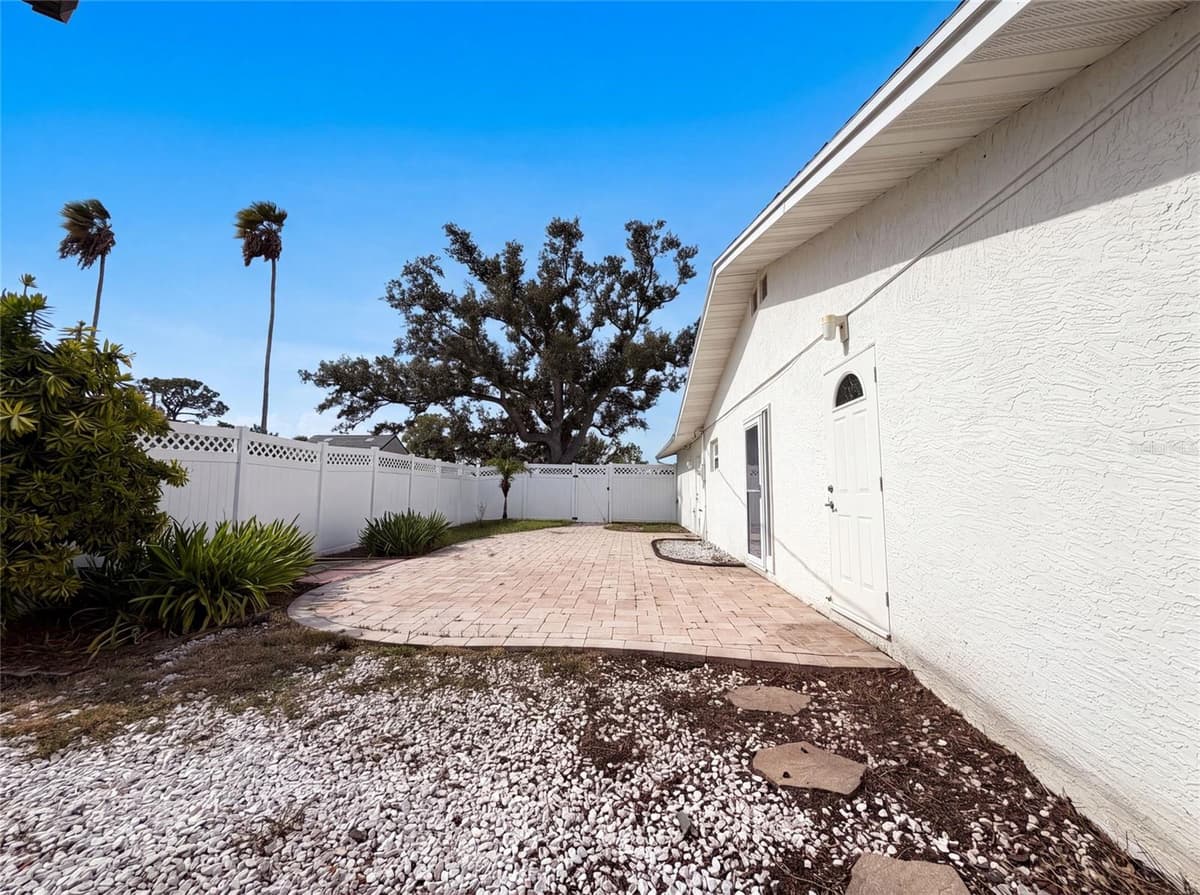 1672 JUPITER ROAD — photo 27 of 29