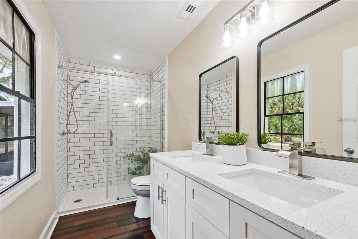 6005 IKE SMITH ROAD — photo 15 of 41