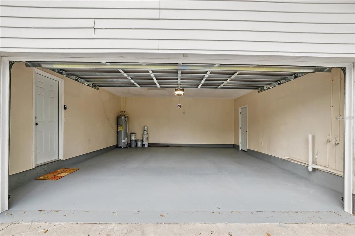 6005 IKE SMITH ROAD — photo 10 of 41