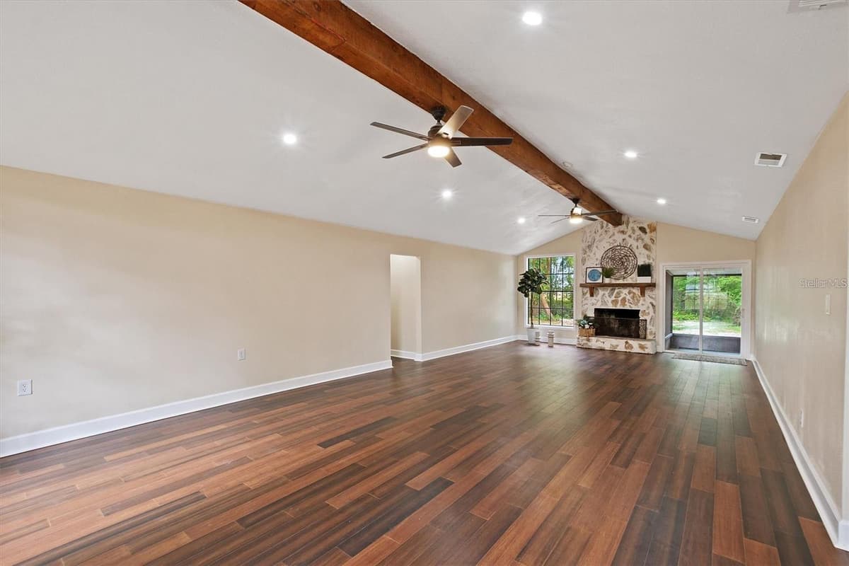 6005 IKE SMITH ROAD — photo 3 of 41