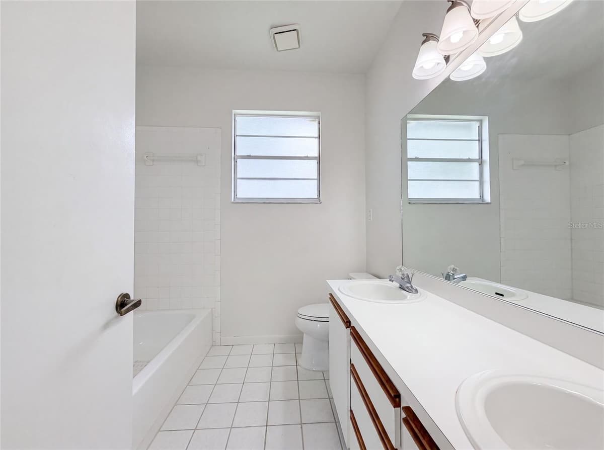 12919 PRESTWICK DRIVE — photo 17 of 27