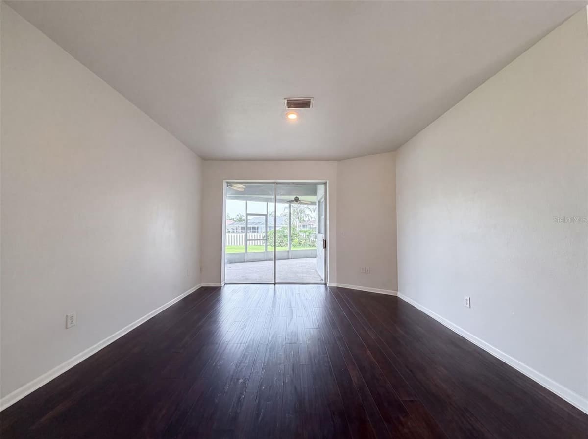 12919 PRESTWICK DRIVE — photo 3 of 27