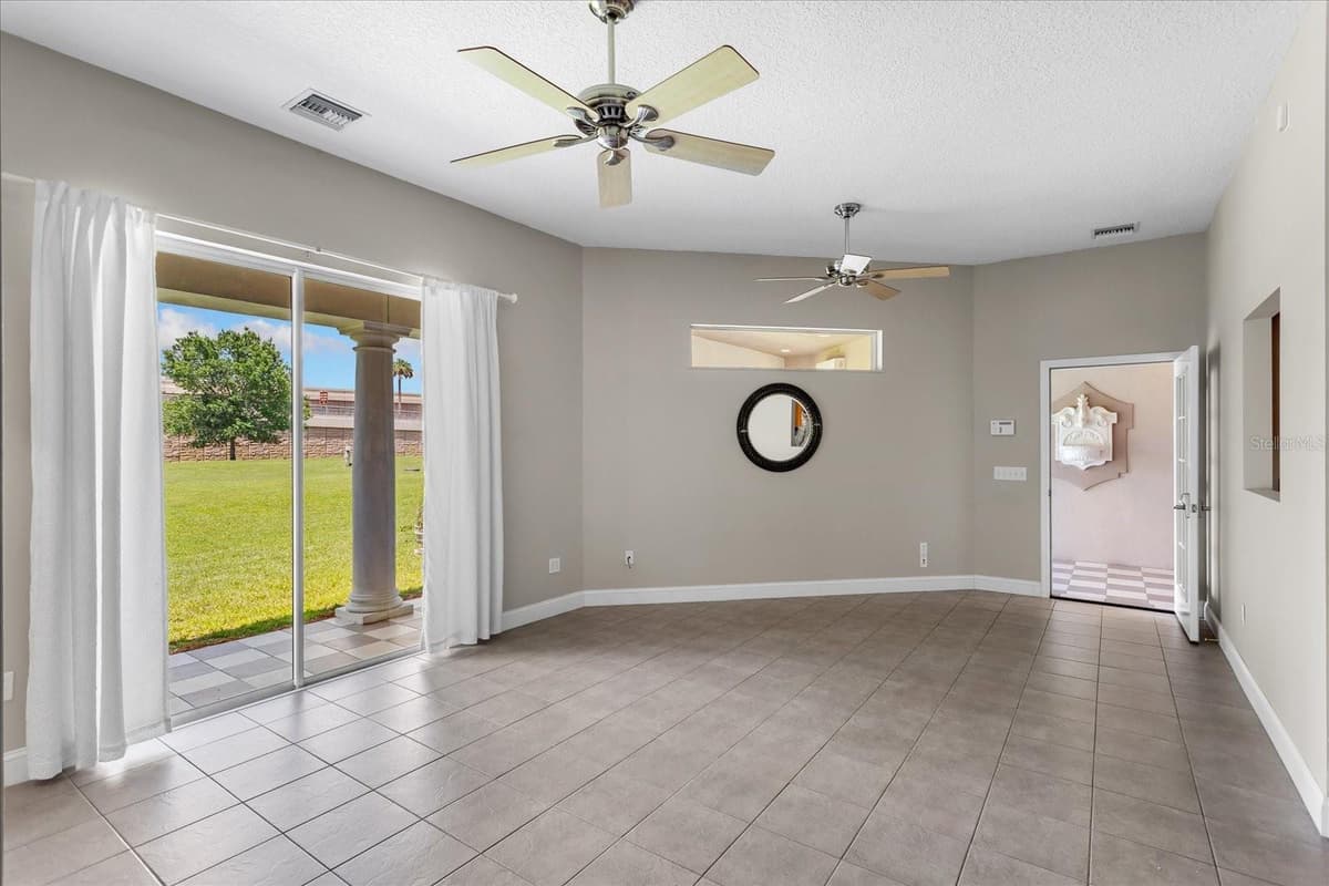 180 RIVER OAKS CIRCLE — photo 17 of 100