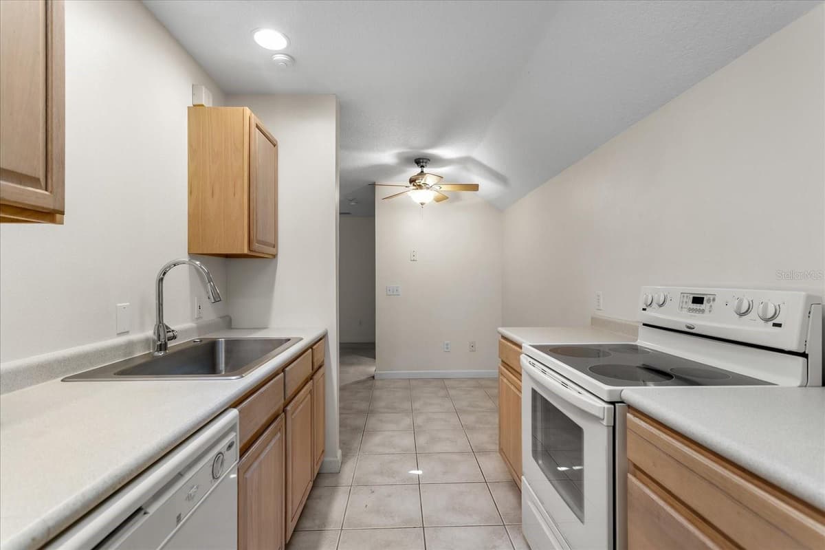 180 RIVER OAKS CIRCLE — photo 42 of 100