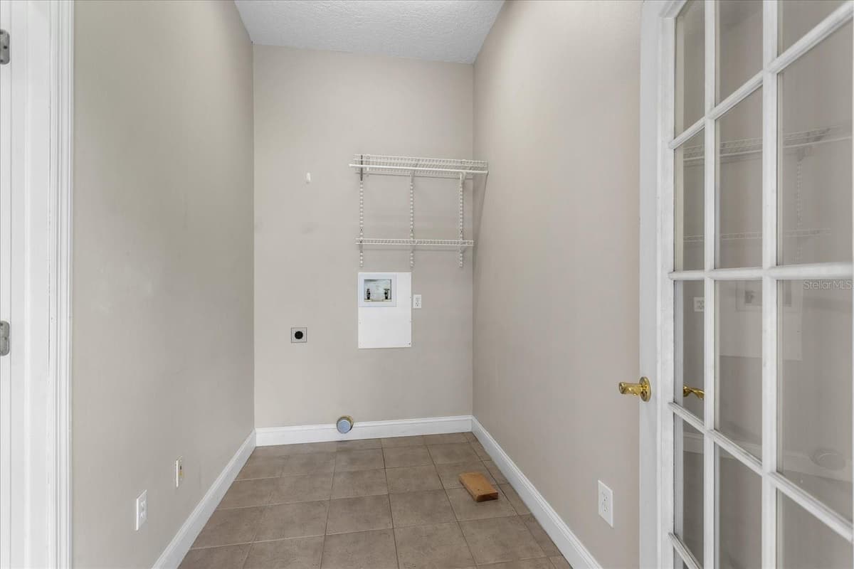 180 RIVER OAKS CIRCLE — photo 63 of 100
