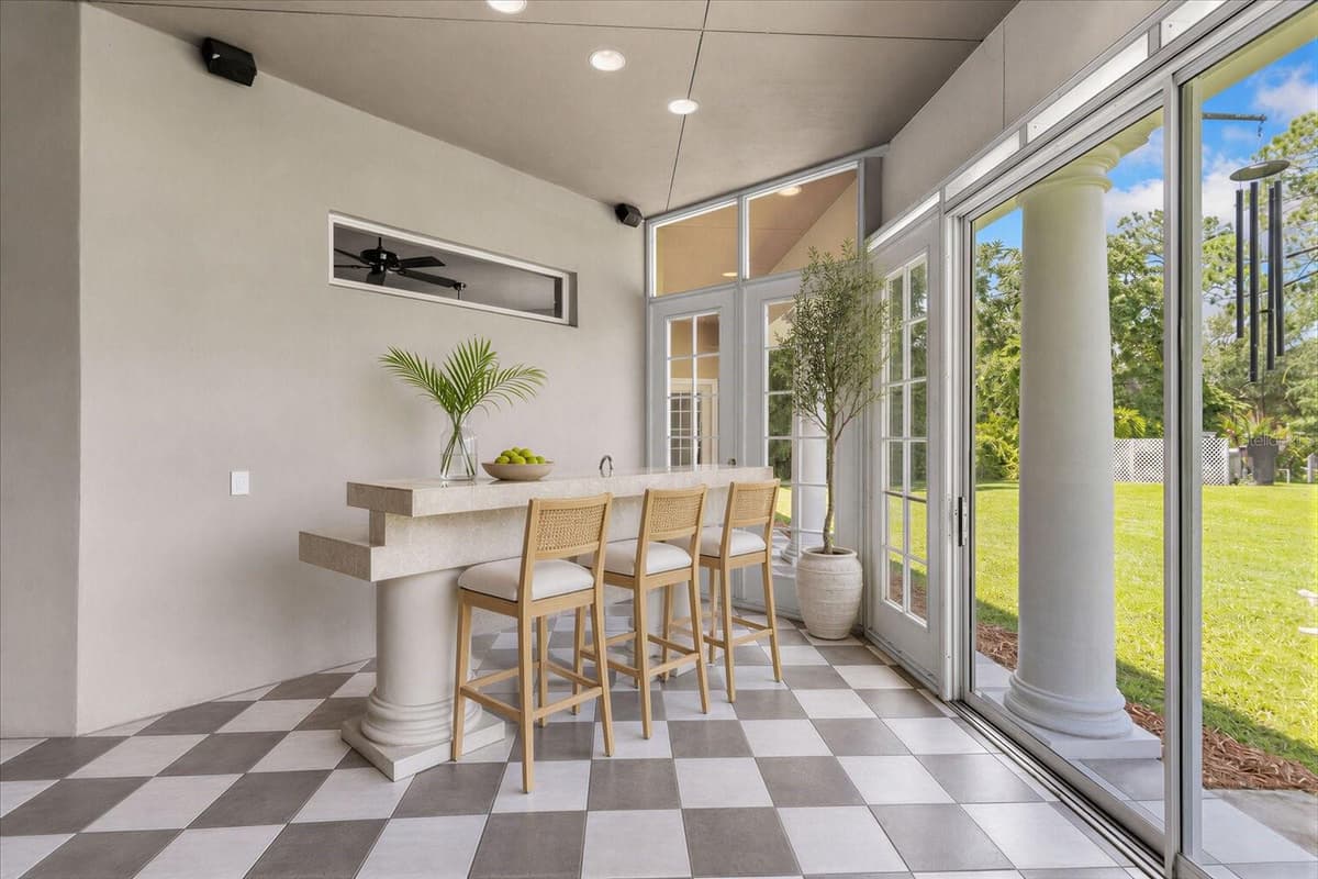 180 RIVER OAKS CIRCLE — photo 12 of 100