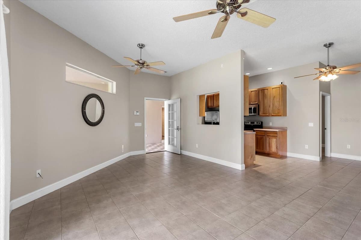 180 RIVER OAKS CIRCLE — photo 20 of 100
